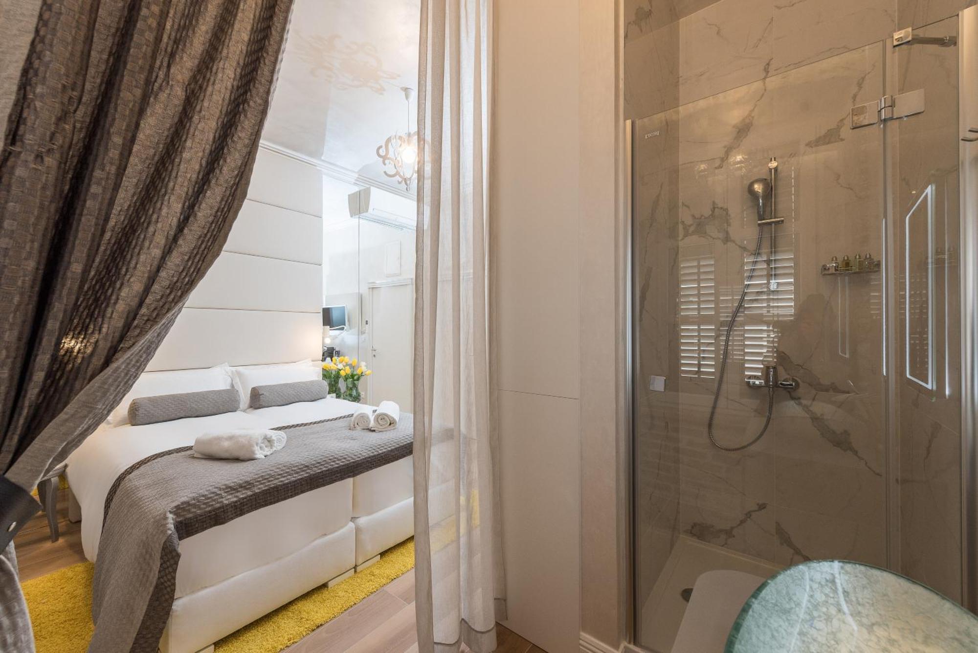Zara Palace - Design Rooms Esterno foto