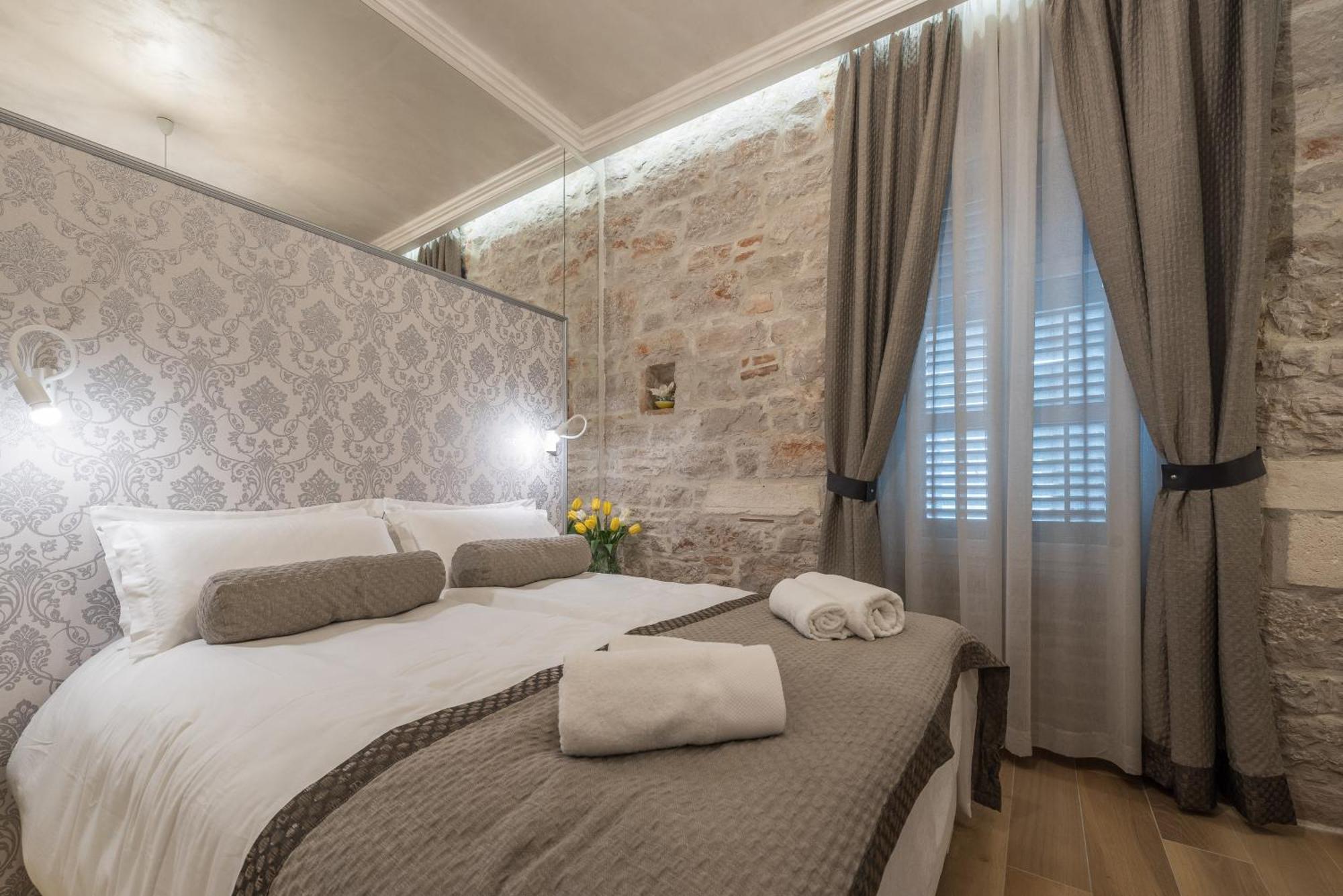 Zara Palace - Design Rooms Esterno foto