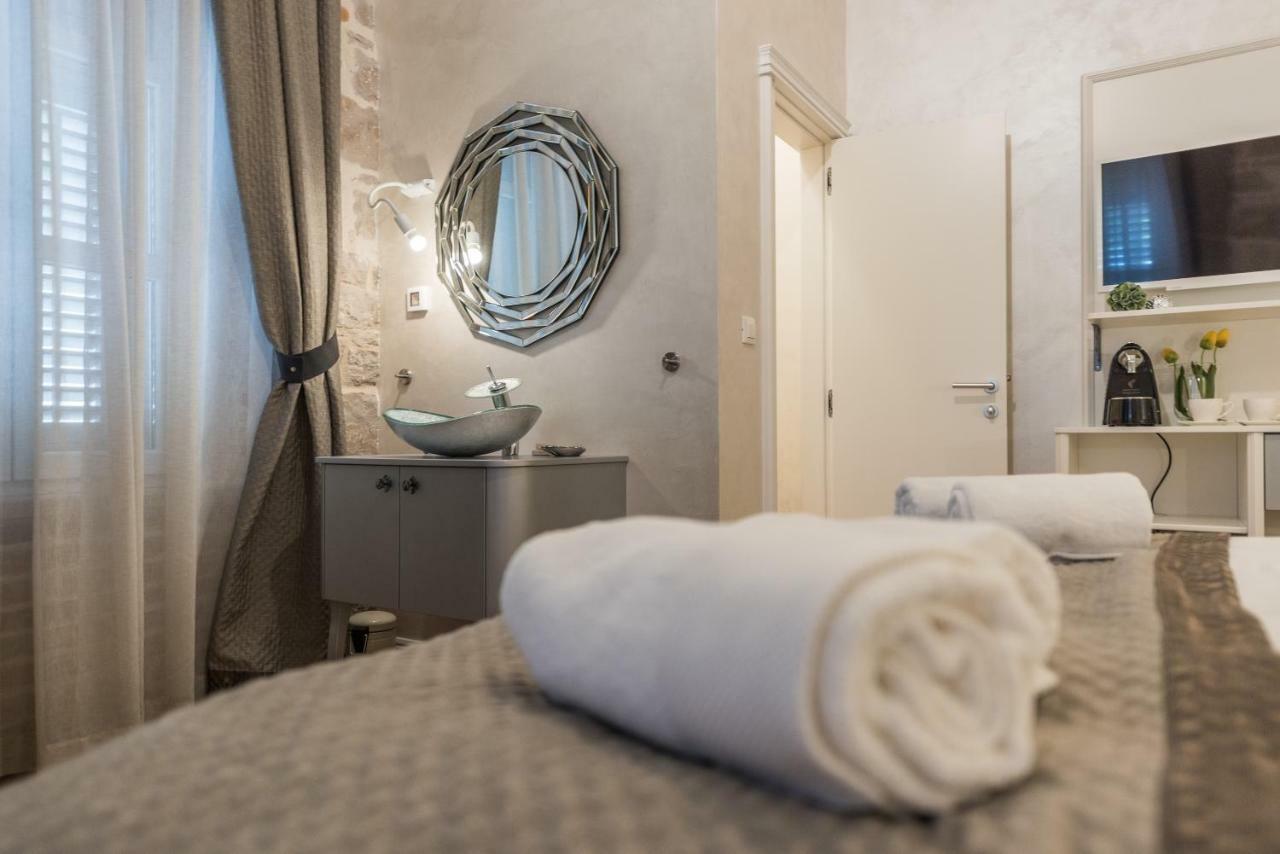 Zara Palace - Design Rooms Esterno foto
