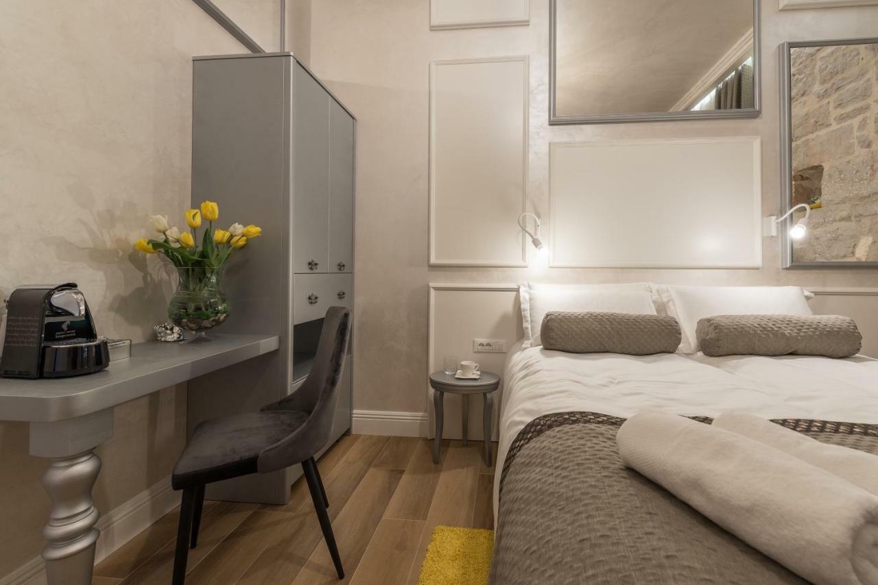 Zara Palace - Design Rooms Esterno foto